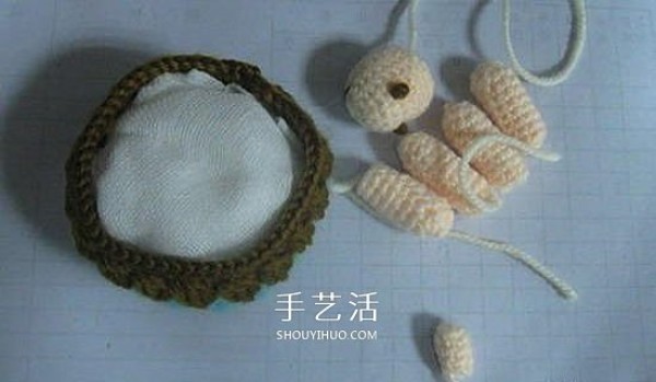 How to crochet a small turtle and how to knit a handmade turtle doll