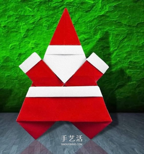 Dancing Santa Claus origami illustration. Dance along with it! 