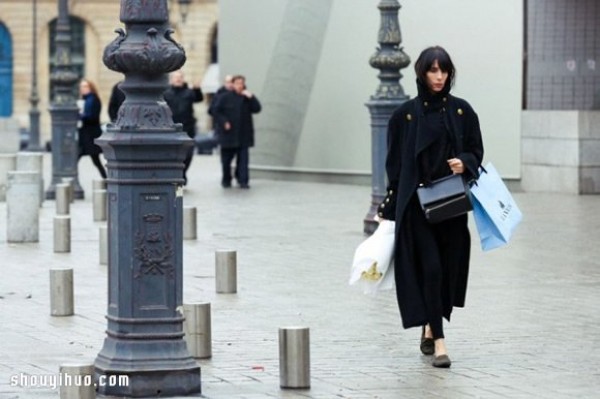 Paris Spring and Summer Haute Couture Fashion Week Fashion Weekly Fashion Street Photos