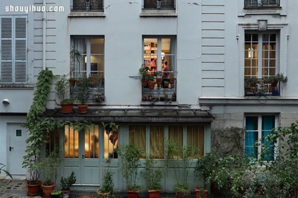 Go through streets and alleys and windows and take pictures of Parisian life that you have never seen