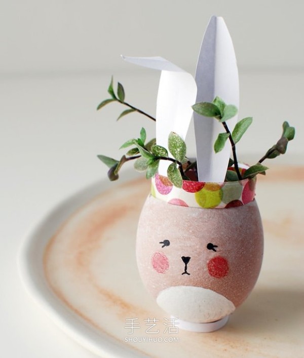 45 Creative Designs to Transform Regular Eggs into Easter Eggs