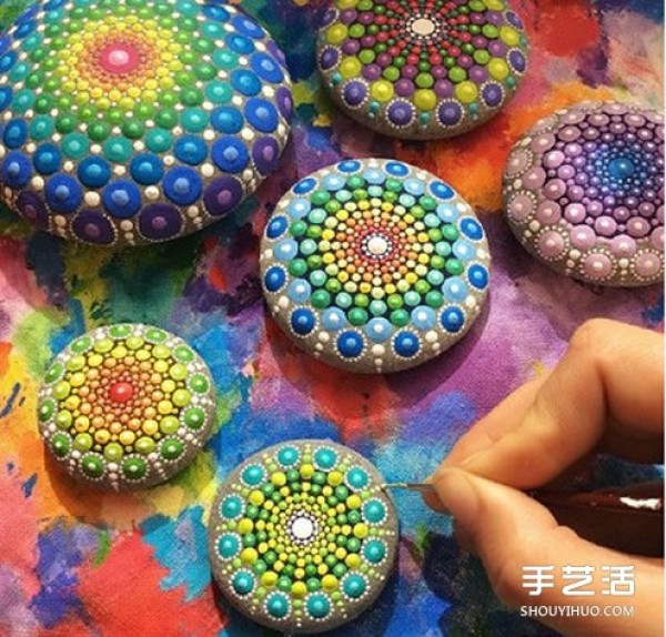 Pebble painting art, stone painting artwork with ethnic style