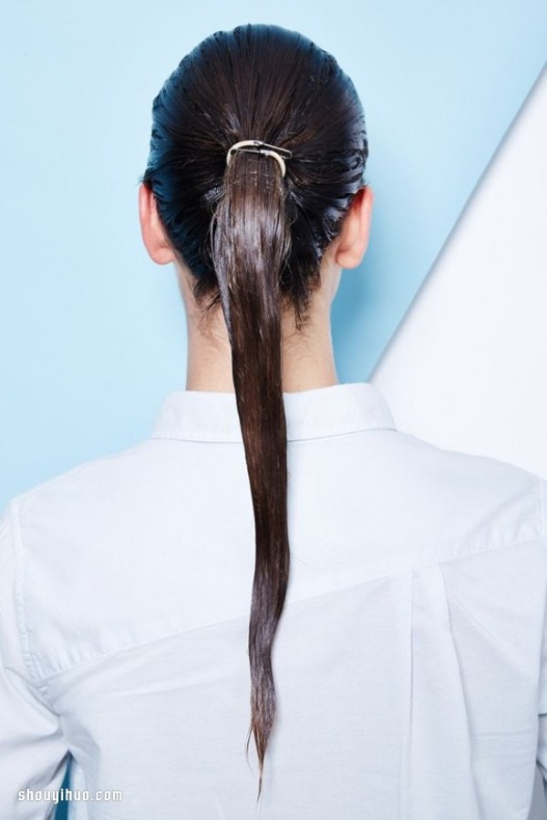 5 simple and varied techniques for tying a ponytail that will amaze you