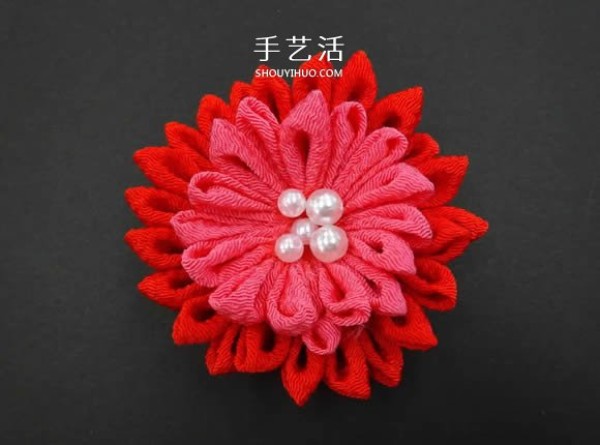 Illustrated tutorial on making a Japanese-style flower hair comb