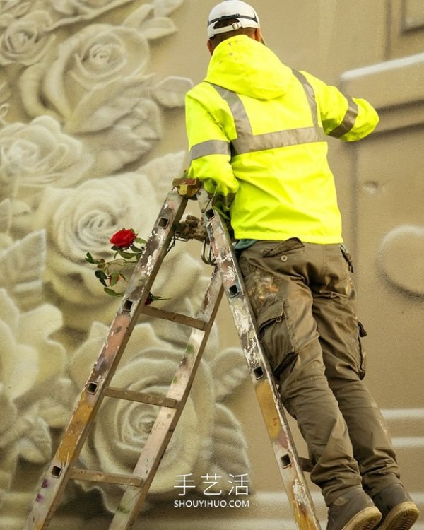 Draw a three-dimensional fist made of flowers, symbolizing the power of peace