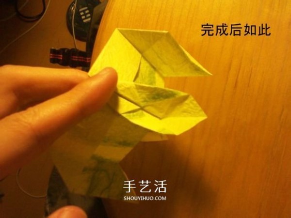 How to fold a Korean-style rose gift box, including the folding method of the lid and box body