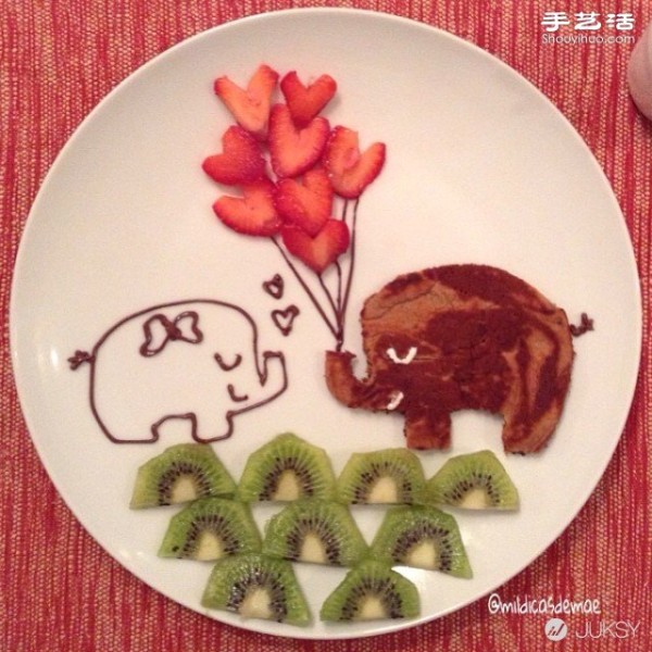 A Brazilian mother DIYs creative platters for her picky daughter