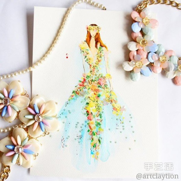 Singaporean artists hand-painted dress with nail polish is so beautiful!