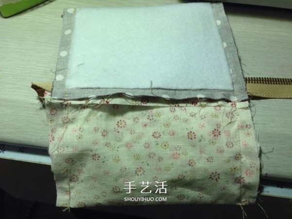 Illustration of how to make a fabric zipper bag including detailed steps for zippering