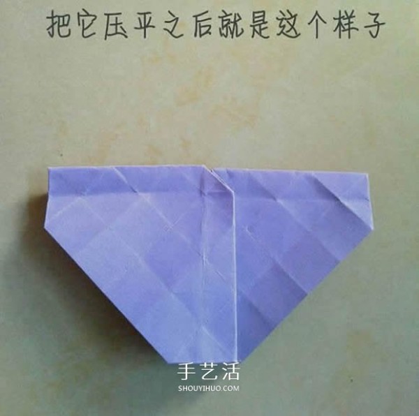 The process of folding an origami Kawasaki rose with a flower center