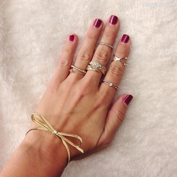 13 ways to wear rings to make you a fashion jewelry expert