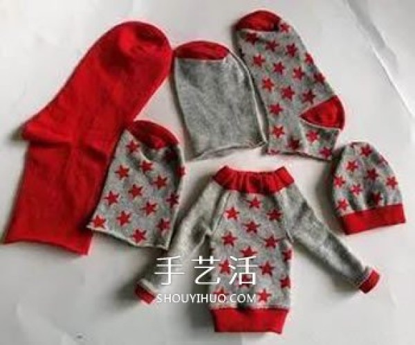 Simple use of socks to make doll clothes has these uses besides wearing them! 