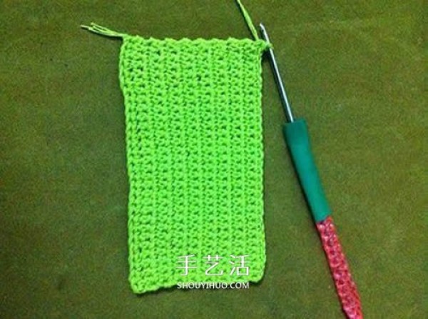 Small and Cute with Hanging LoopCrochet illustration of ring square coaster