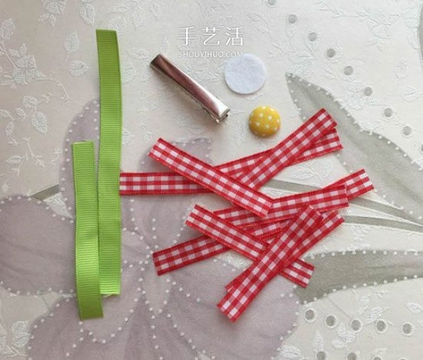 Illustration of how to make handmade flower hair accessories with ribbons