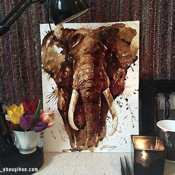 Coffee painting! Hand-painted movie characters with different shades of coffee