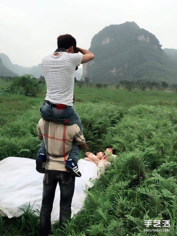 The beautiful and unscientific wedding photos are thanks to the hard work of the people behind the scenes