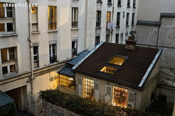 Go through streets and alleys and windows and take pictures of Parisian life that you have never seen