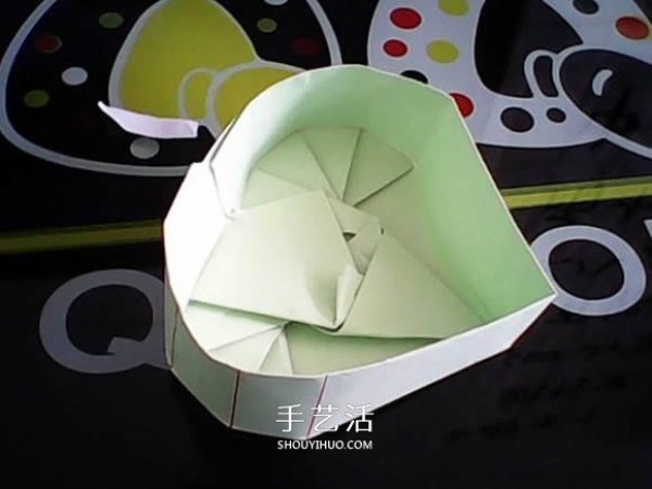 Valentines Day Gift Box Origami Tutorial How to Fold a Heart Carton with Lid