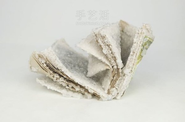 Artists turn DIY books into crystal clear sculptures