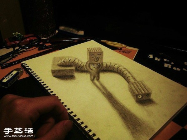 The ultra-realistic 3D sketches appear on the paper and are breathtaking!