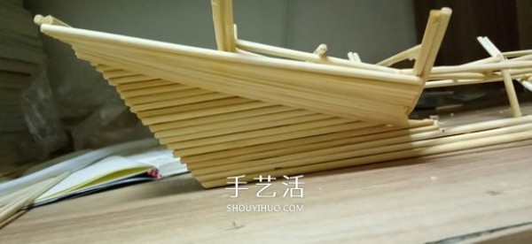 The ancient warship model is hand-made with disposable chopsticks