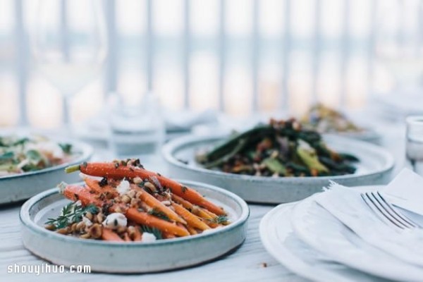 Woolcott & Wrights spring-filled dish design