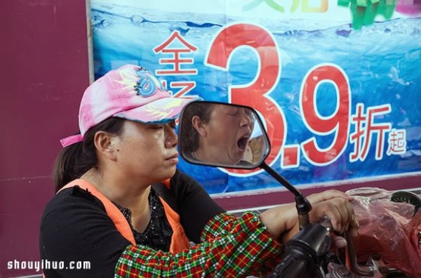 Photography of wonderful moments that discover the joy of life while reading water meters