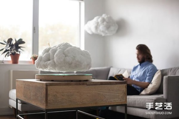 Cloud-shaped Bluetooth speaker design using magnetic levitation technology