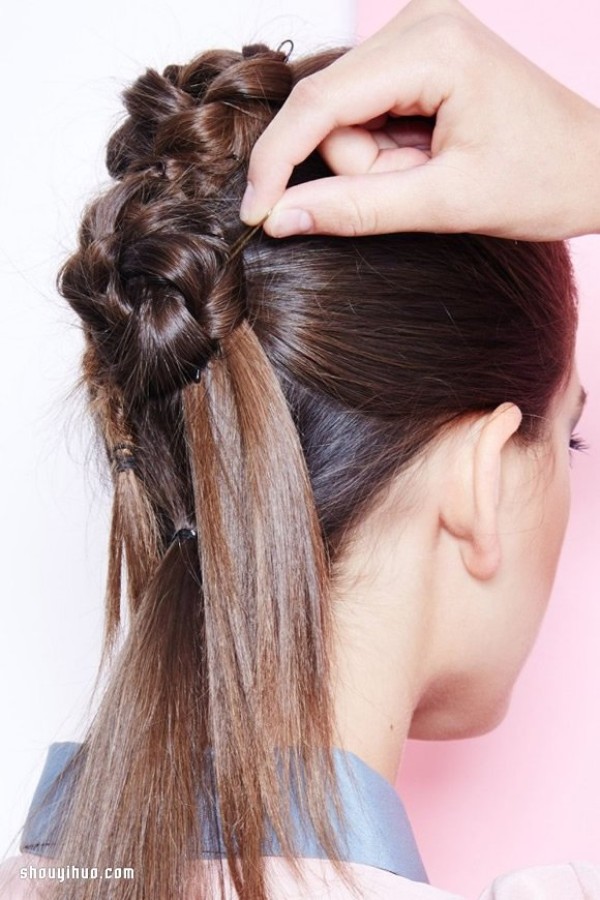 5 simple and varied techniques for tying a ponytail that will amaze you