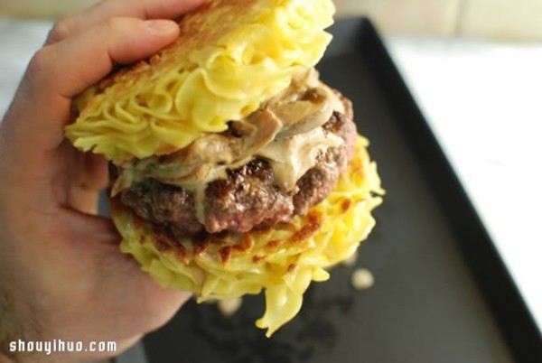 Homemade spaghetti burgers taste great! 