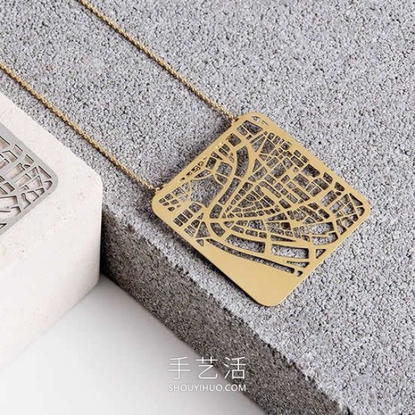 26 creative wearable gifts for those who love to travel! 