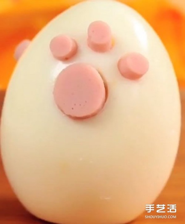 Super kawaii boiled egg dish with flower eggs that are so cute that you can’t bear to eat them