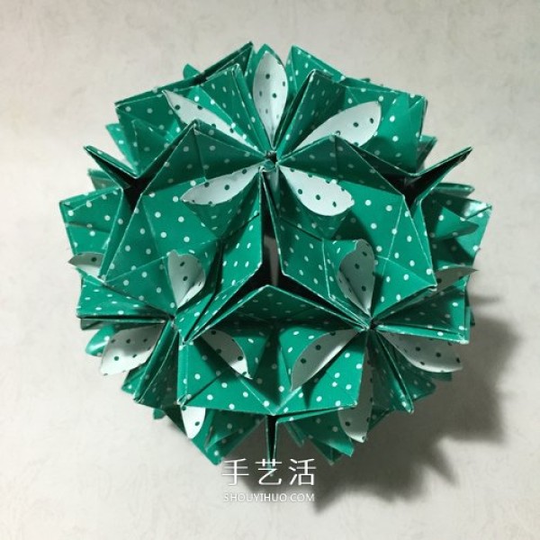 How to fold a five-petal flower ball. How to fold a five-petal flower ball. Origami illustration of a five-petal flower ball