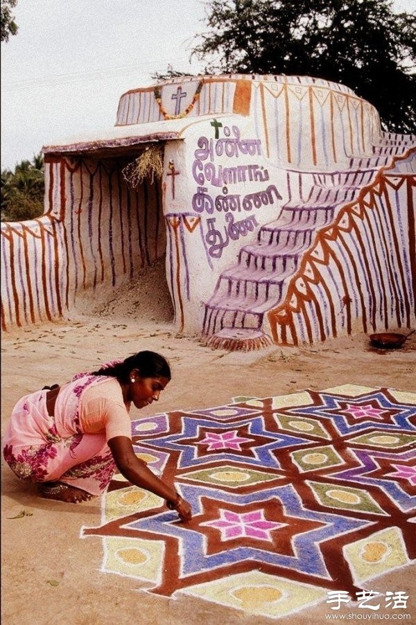 The unique folk art of Tamil Nadu state in India - rice grain painting