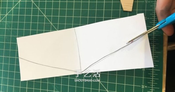 Illustration of how to make a homemade balsa glider