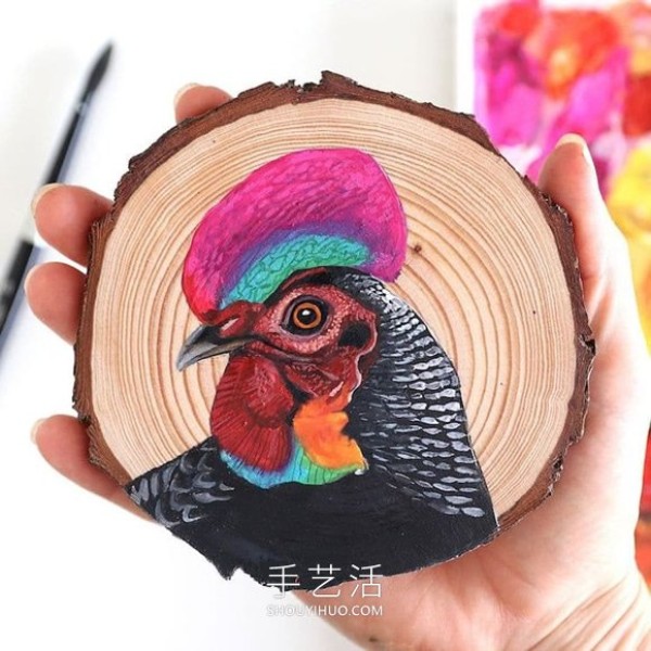 The artist spent 100 days painting 100 species of birds on wood chips