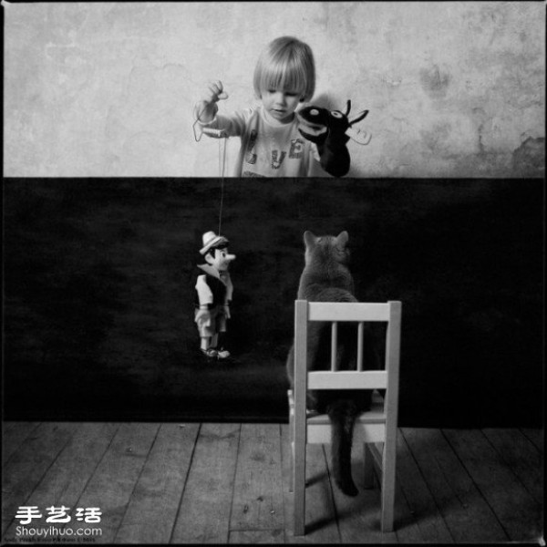 Black and White Childrens Photography: When a Little Girl Meets a Cat