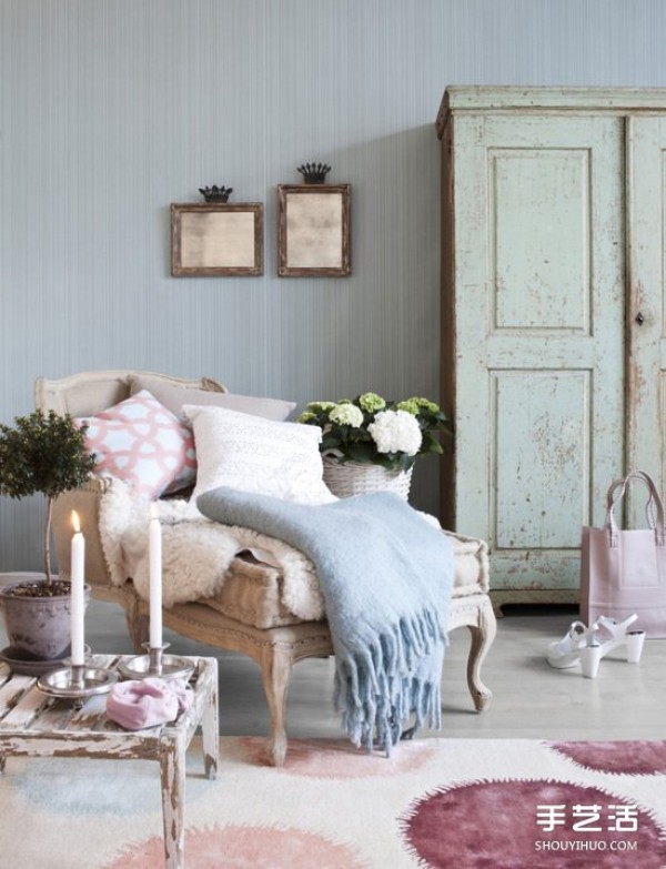 Dreamy girly style home decoration design with clean and bright colors