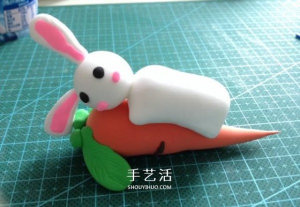 Illustrated tutorial for making cute rabbits and carrots from ultra-light clay