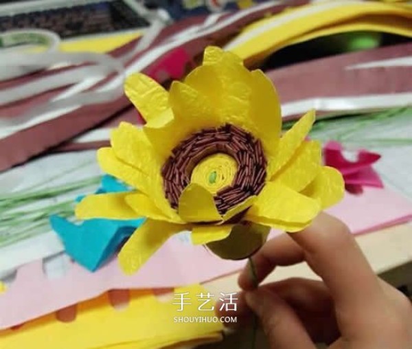 A hand-made paper flower tutorial that a novice can easily complete! 