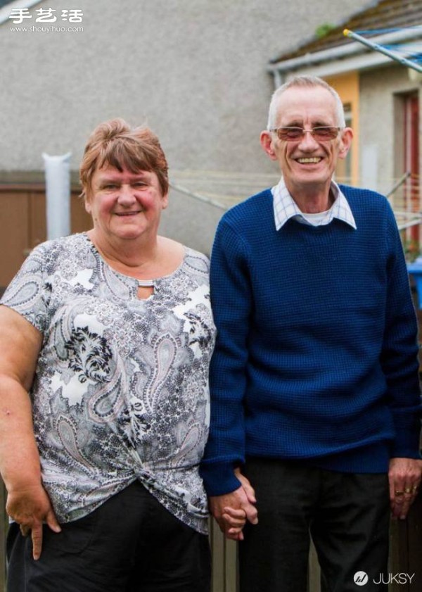 Brothers and sisters separated for 60 years, find each other through Facebook~