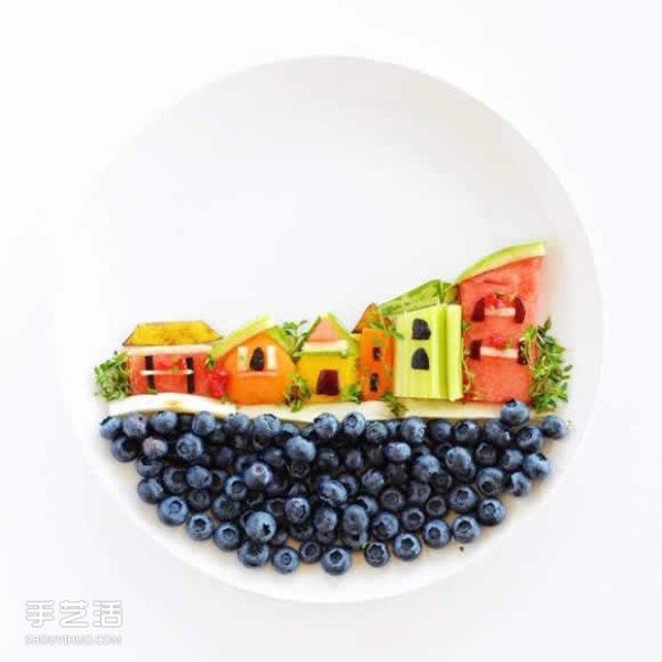 Art on the Plate uses vegetable and fruit kitchen waste to create a culinary canvas