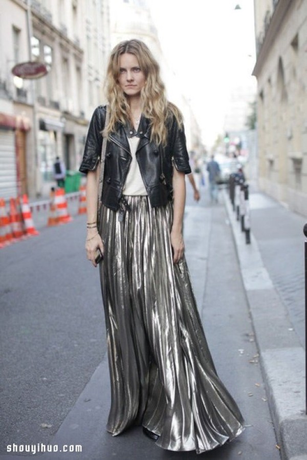 Maxi Skirt exudes charming charm in floor-length long skirts