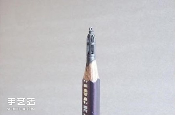 Super difficult pencil lead carving pictures, master-level pencil lead handmade products