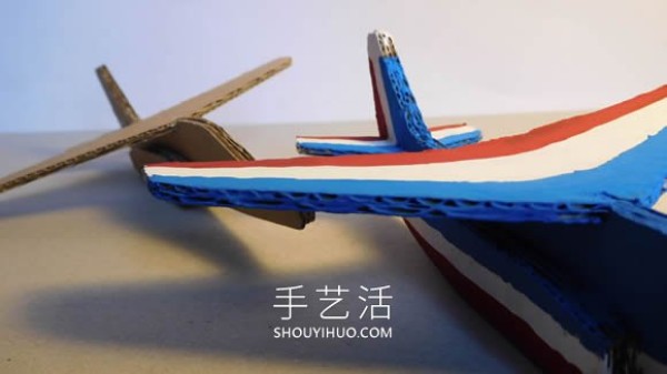 Video of how to make an Alpha Jet from cardboard