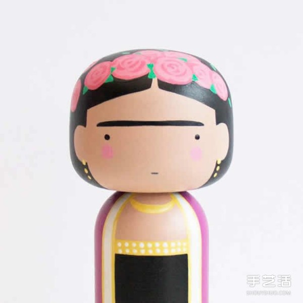 Traditional craftsmanship and modern illustrations combine Japanese wooden dolls Kokeshi