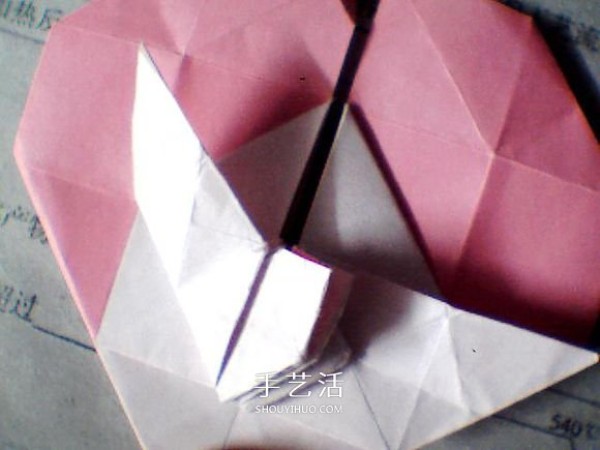 Illustrations on how to fold Valentines Day love origami with wings to make a perfect match