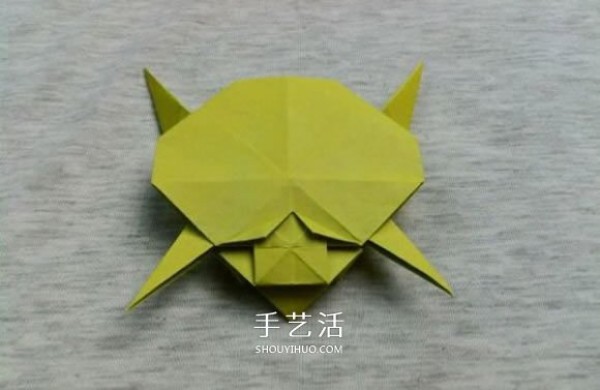 Three-dimensional frog origami step-by-step diagram, complicated methods and pictures of folding a frog