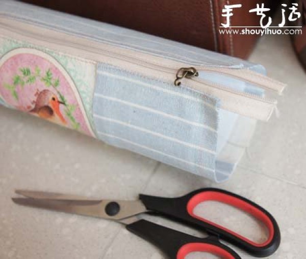 Handmaking Tutorial of Small Fresh Patchwork Coin Purse/Pencil Bag