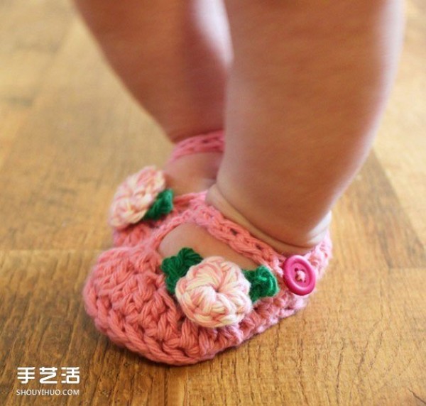 Super Q woolen knitted baby shoes, handmade baby woolen shoes pictures